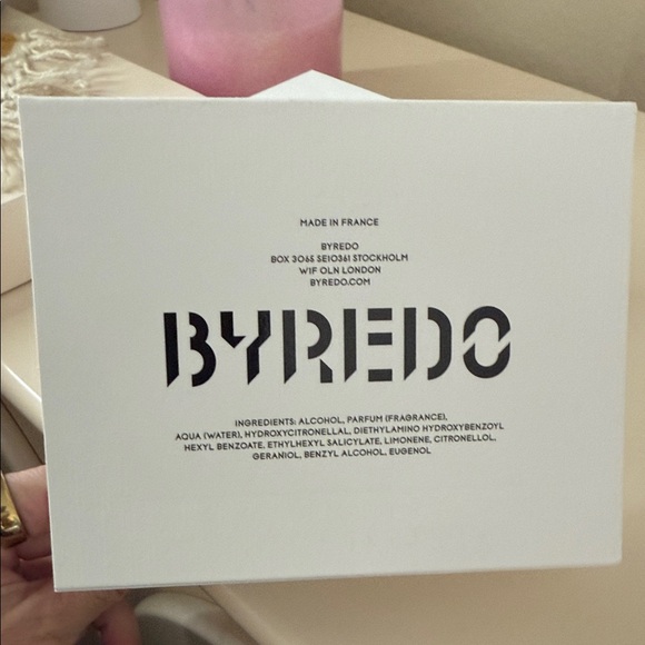 Byredo Rose of No Man's Land Fragrance Box - Picture 4 of 6